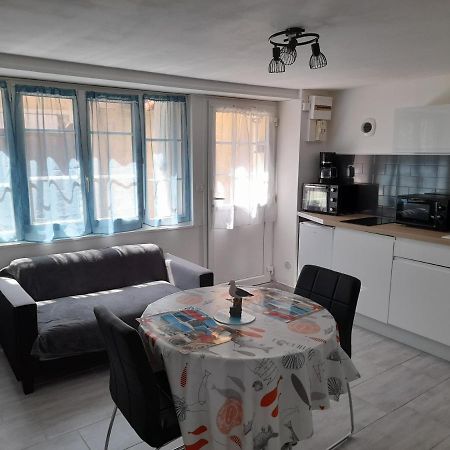 F2 Rdc Promo Cour Courseulles Sur Mer Εξωτερικό φωτογραφία